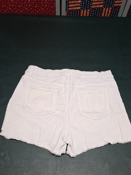**Time and Tru White Button-Front Denim Shorts** - Picture 6 of 8